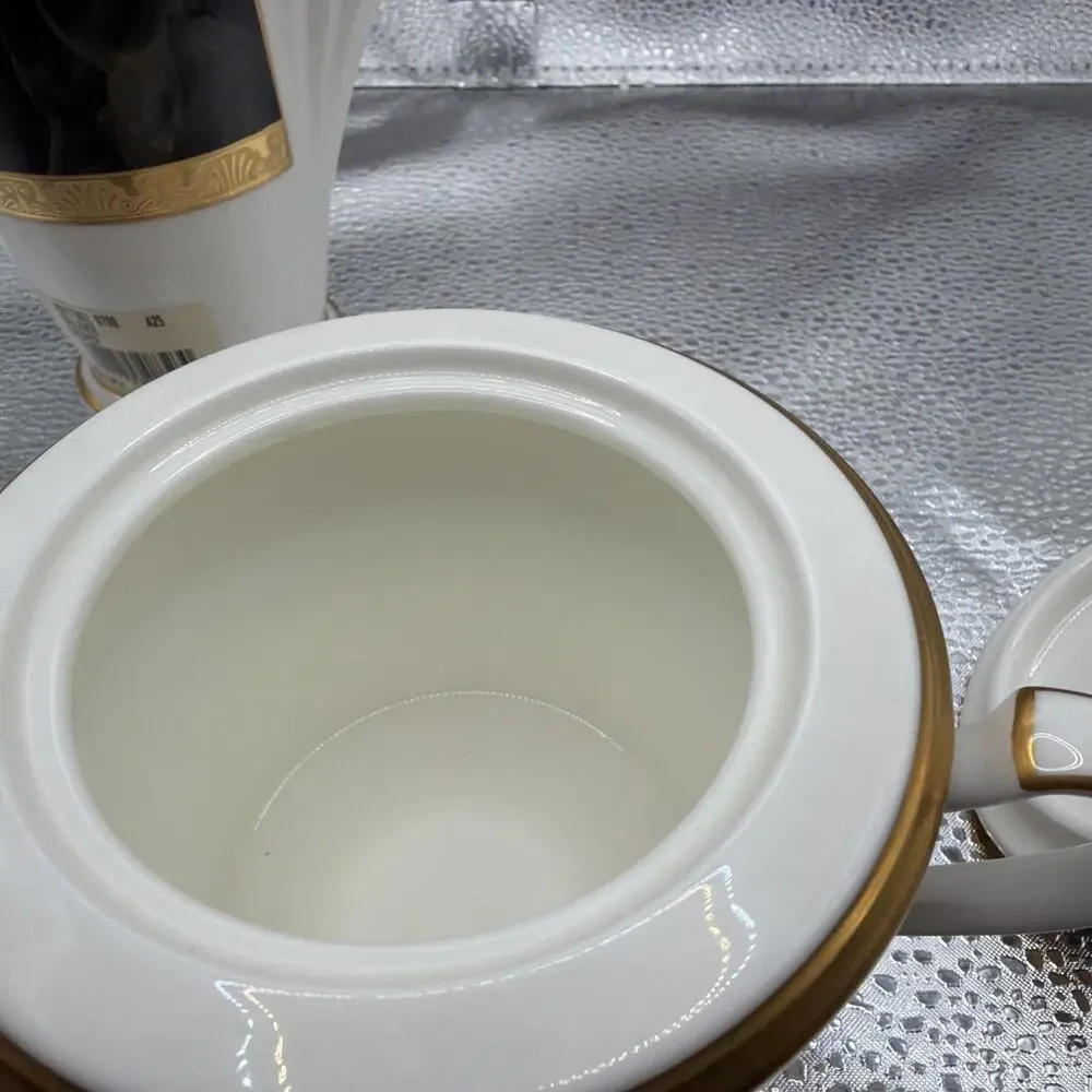 Noritake Bone China Opulence Pattern Creamer & Sugar Set